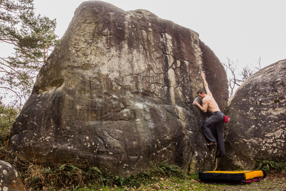 Despite the good landing this problem came with skull-and-cross-bones warning in the guidebook! Lucky we both flashed it really - La Sans L'arete (6a)