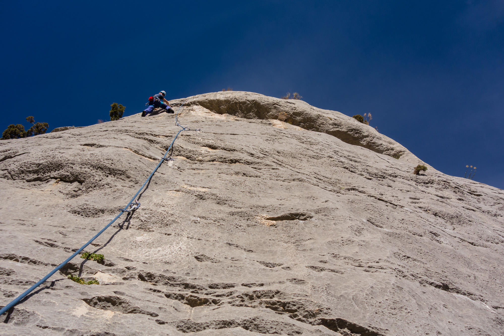 Andy cruising the juggy finish of an incredible pitch